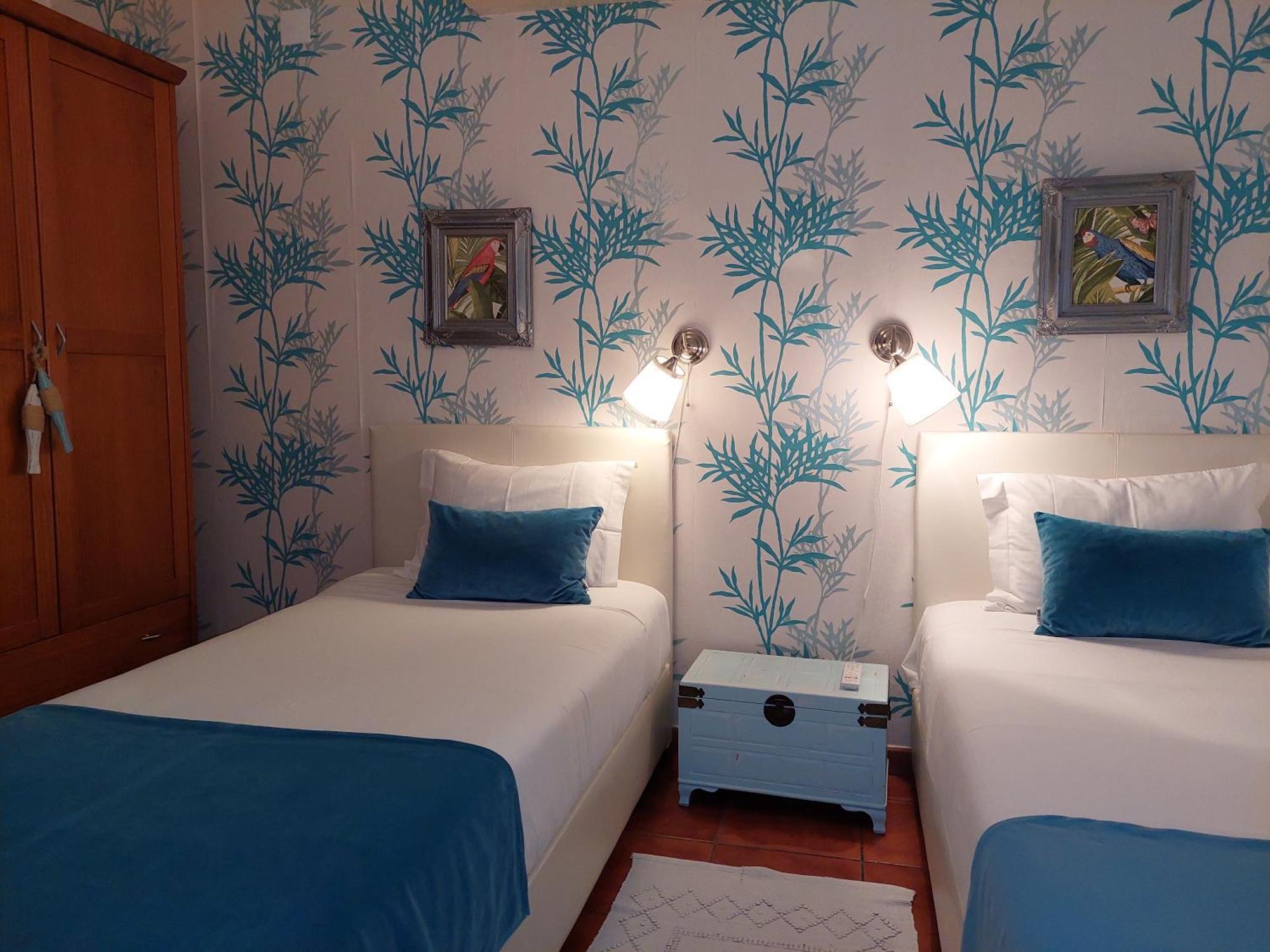 Lagoa Azul Guest House فيلا نوفا دو ميلفونتس المظهر الخارجي الصورة
