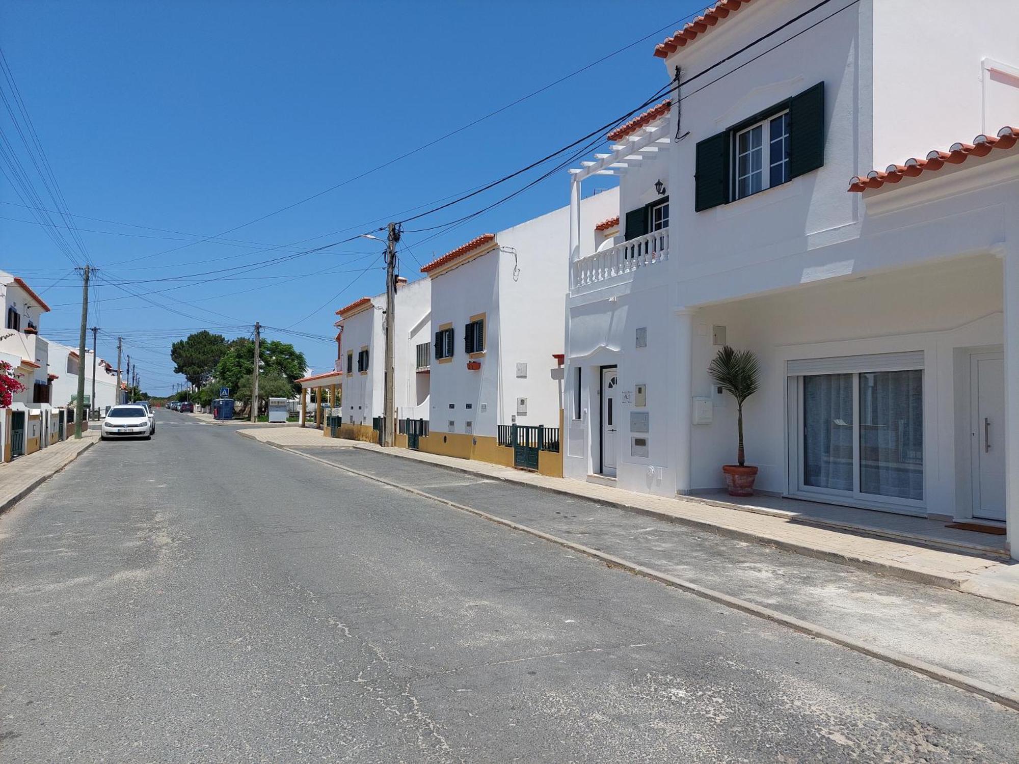 Lagoa Azul Guest House فيلا نوفا دو ميلفونتس المظهر الخارجي الصورة